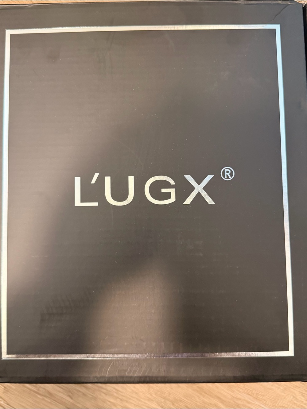 L’UGX Nail Lamp. Model LG801.